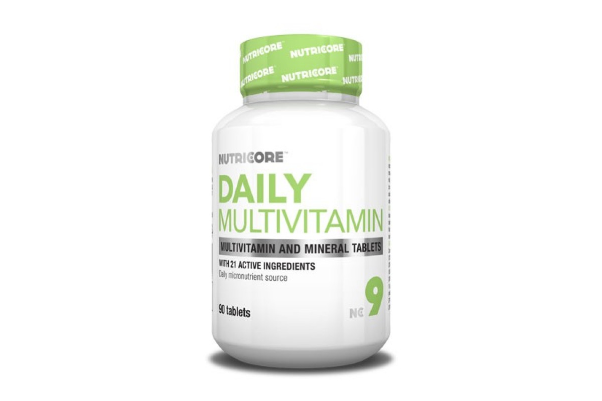 Мультивитамины отзывы врачей. Мультивитамины Дейли. Strimex Daily Vitamin 120 таб. Мультивитаминный комплекс Daily.